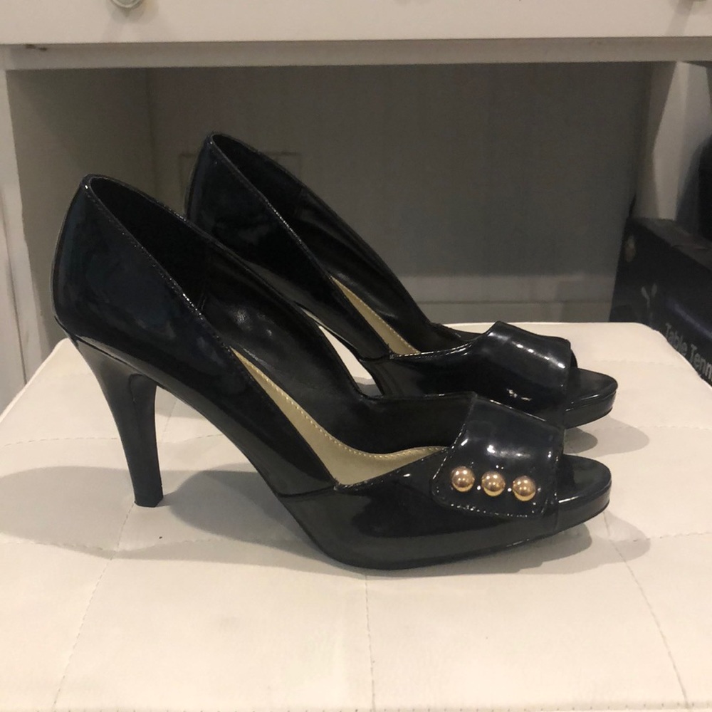Black & gold heels